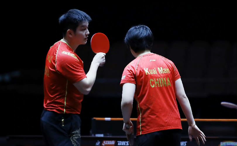 中洞穿了青 中洞穿了青