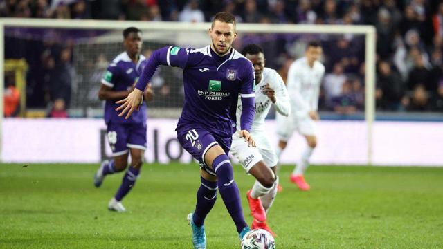 他们在比赛 他们在比赛