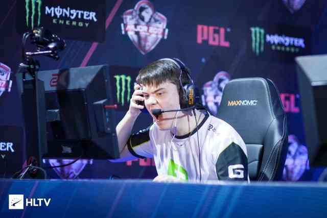 动这一趋势 动这一趋势