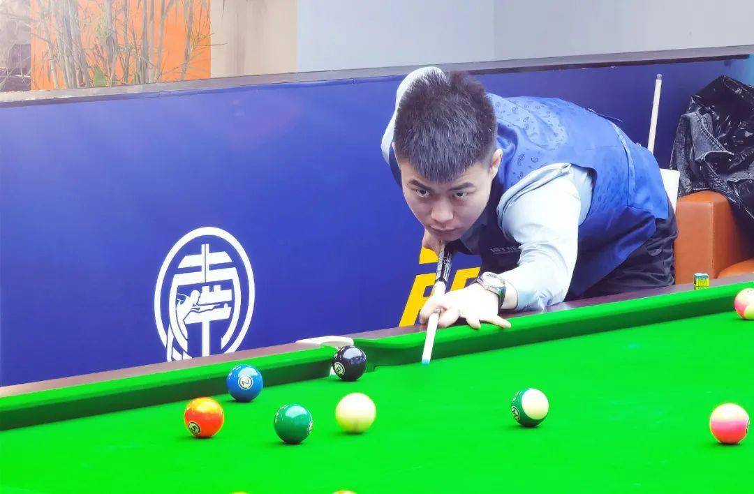 对足彩滚球 对足彩滚球